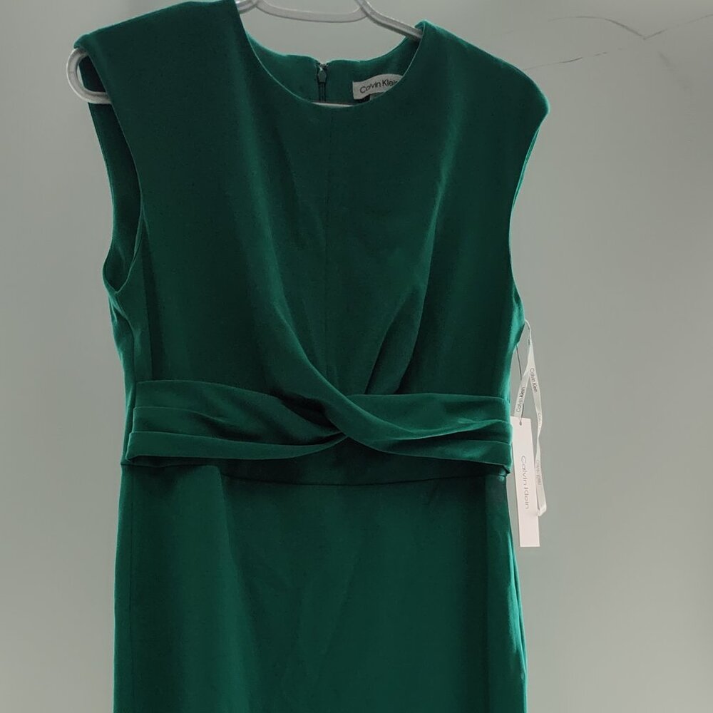 Calvin Klein Women's Sheath/Pencil Waist Twist Dress Green Size 8      P#388@CMK